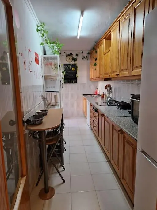 Apartamento Piso En Entorno Natural Con Excelente Comunicacion Málaga
